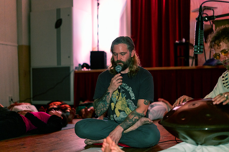 Lauri-natu-nettisivut Lauri Nieppo meditaatio-ohjaaja